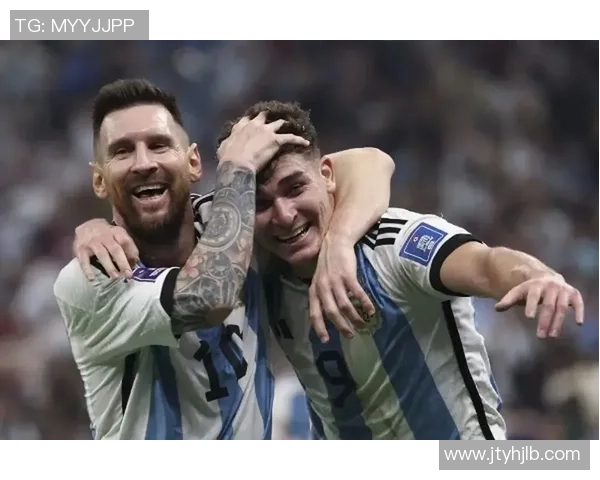 梅西、C罗等球星热议皇马对曼城之战 谁能笑到最后? 梅西、C罗等球星热议皇马对曼城之战 谁能笑到最后?