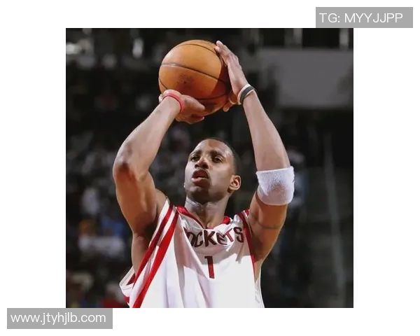 球场巅峰时刻 球星们展现风采的帅气瞬间与传奇表现