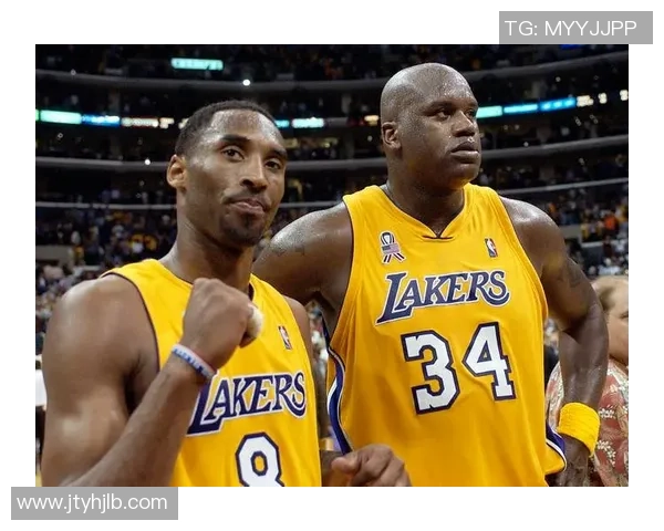 科比与足球巨星们的难忘合影瞬间,回顾篮球与足球的跨界友情 科比与足球巨星们的难忘合影瞬间,回顾篮球与足球的跨界友情