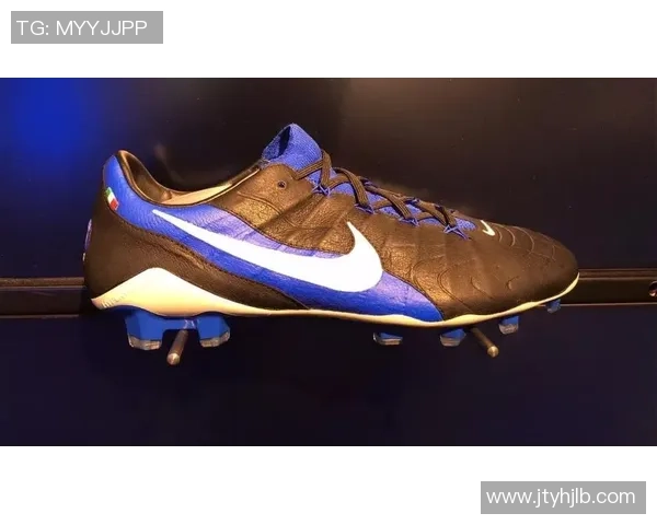 GX三文鱼足球鞋助力球星精彩表现 解析品牌背后的科技与创新 GX三文鱼足球鞋助力球星精彩表现 解析品牌背后的科技与创新